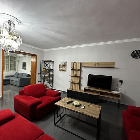 Tirana Treasure: Chic 2Br-Apartment 8Min To Skanderbeg Place 외부 사진