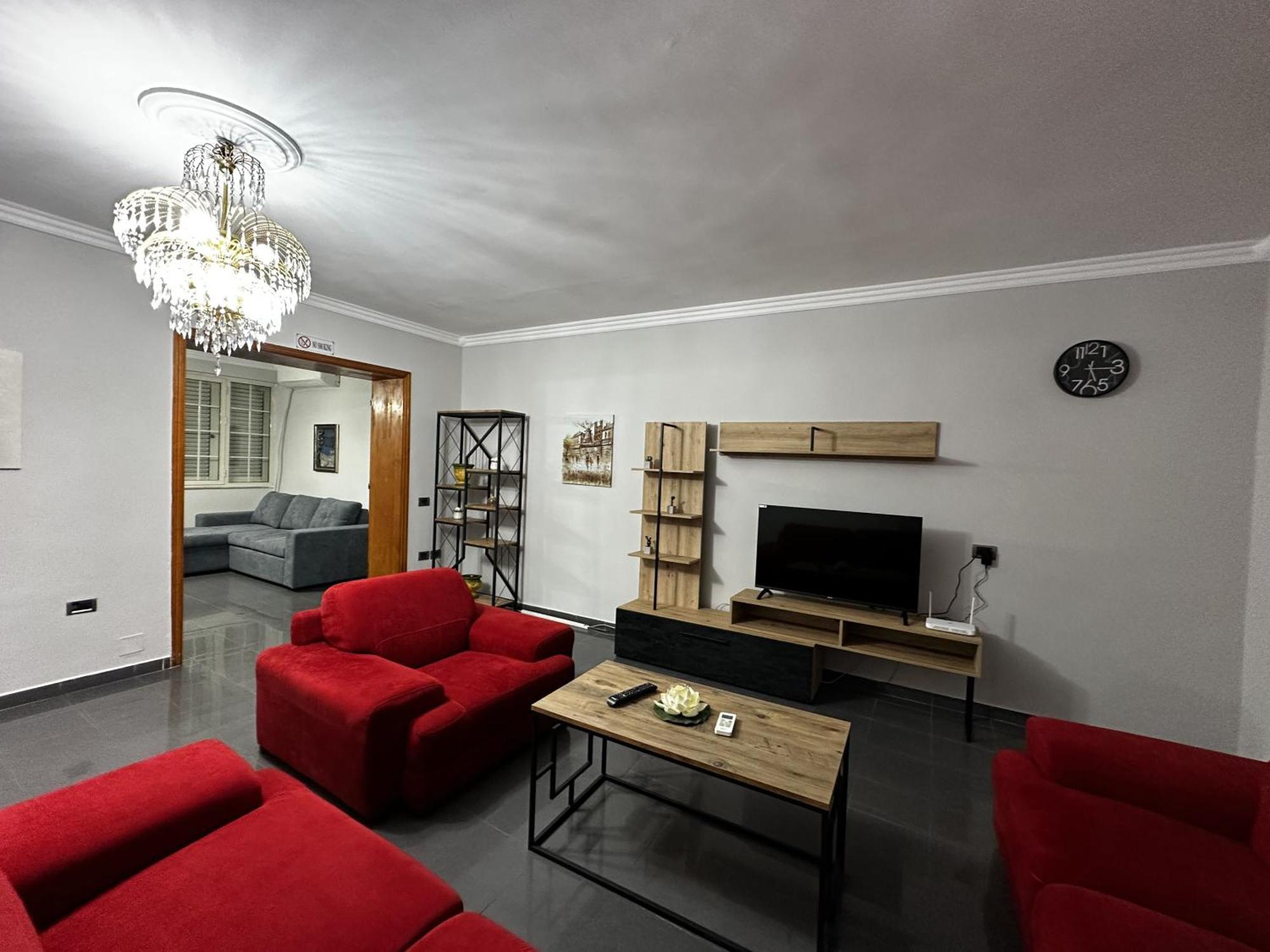 Tirana Treasure: Chic 2Br-Apartment 8Min To Skanderbeg Place 외부 사진