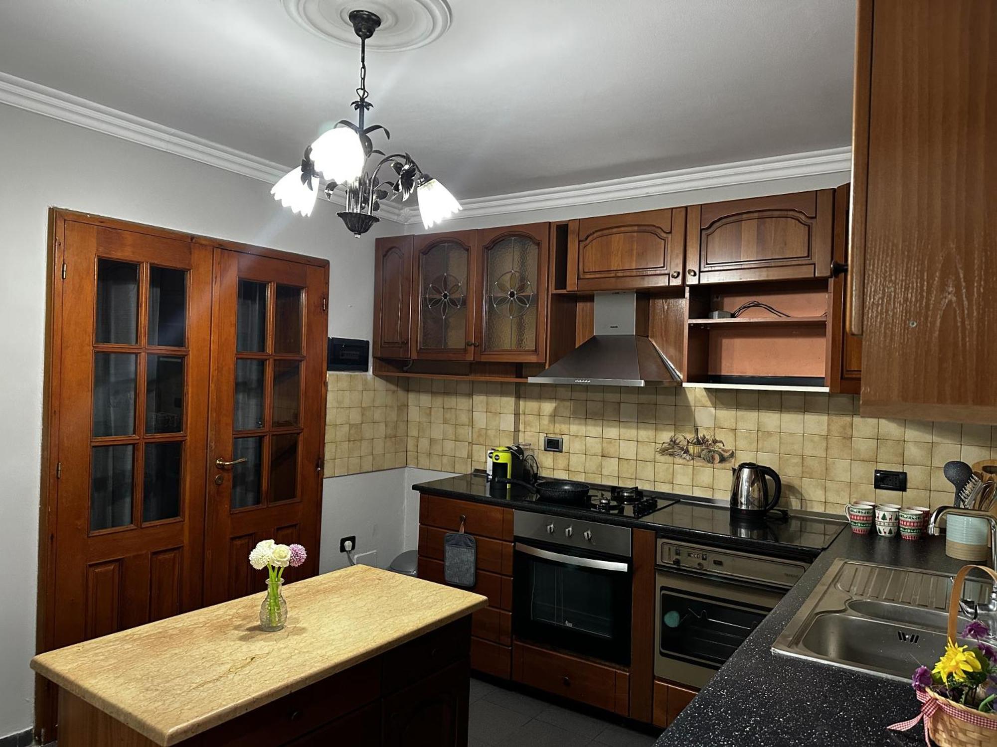 Tirana Treasure: Chic 2Br-Apartment 8Min To Skanderbeg Place 외부 사진