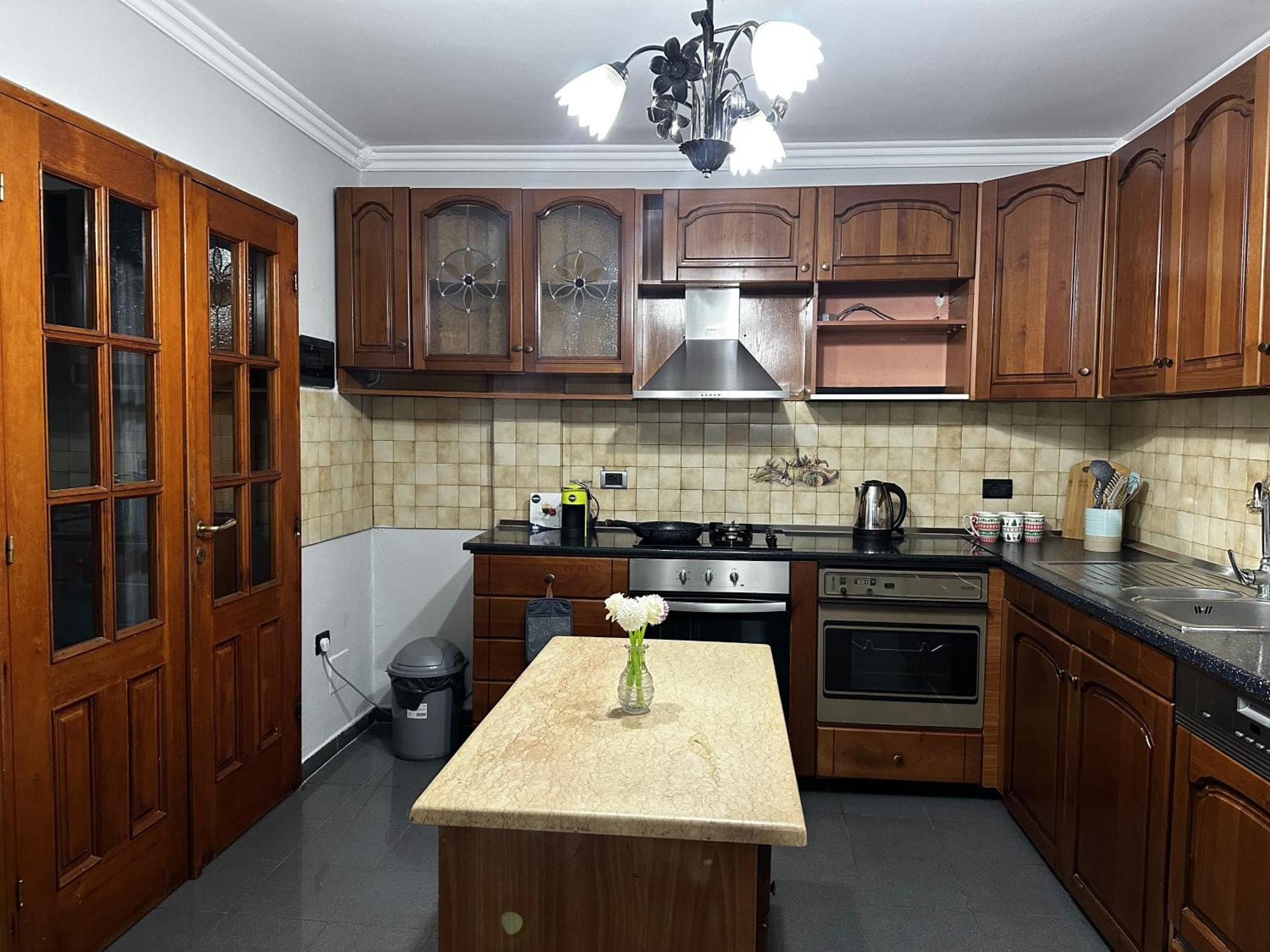 Tirana Treasure: Chic 2Br-Apartment 8Min To Skanderbeg Place 외부 사진
